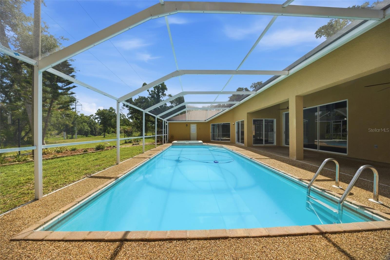 CHAPMAN MANORS - Residential