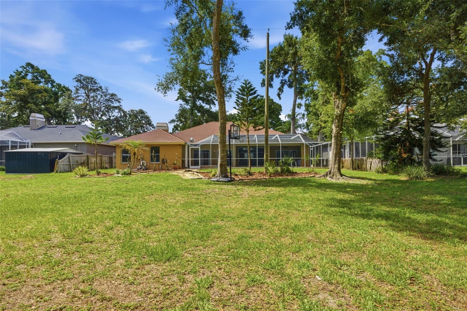 CHAPMAN MANORS - Residential