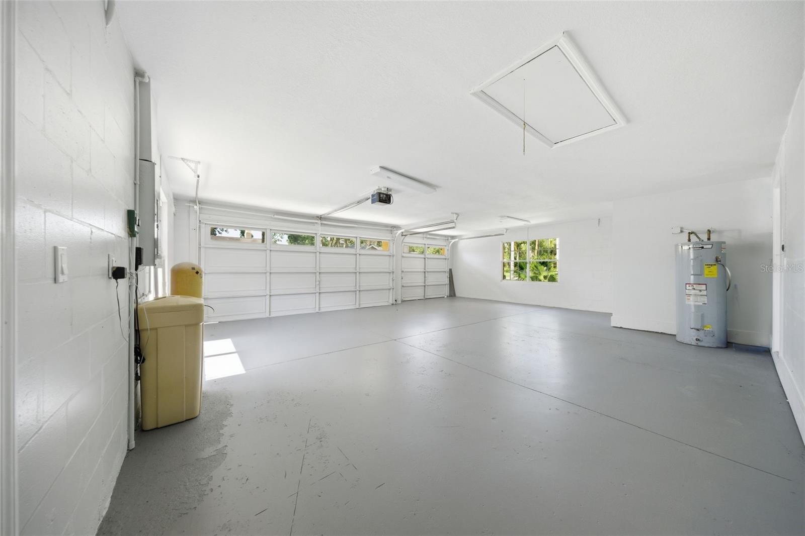 CHAPMAN MANORS - Residential