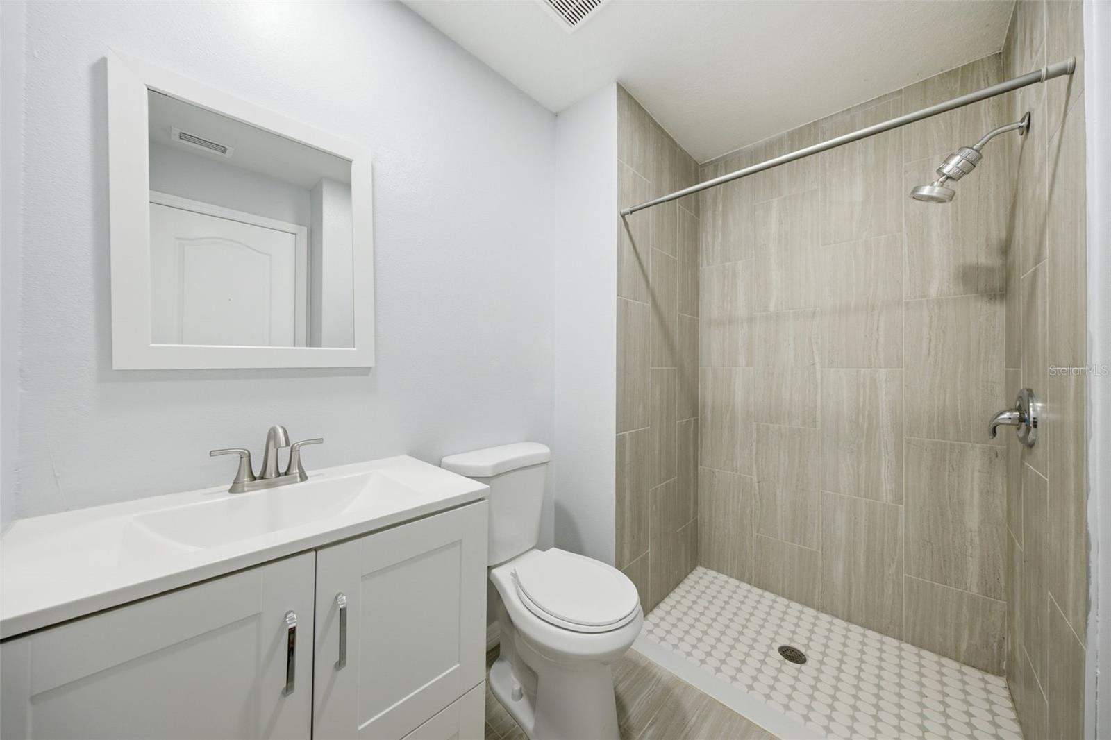 CHAPMAN MANORS - Residential