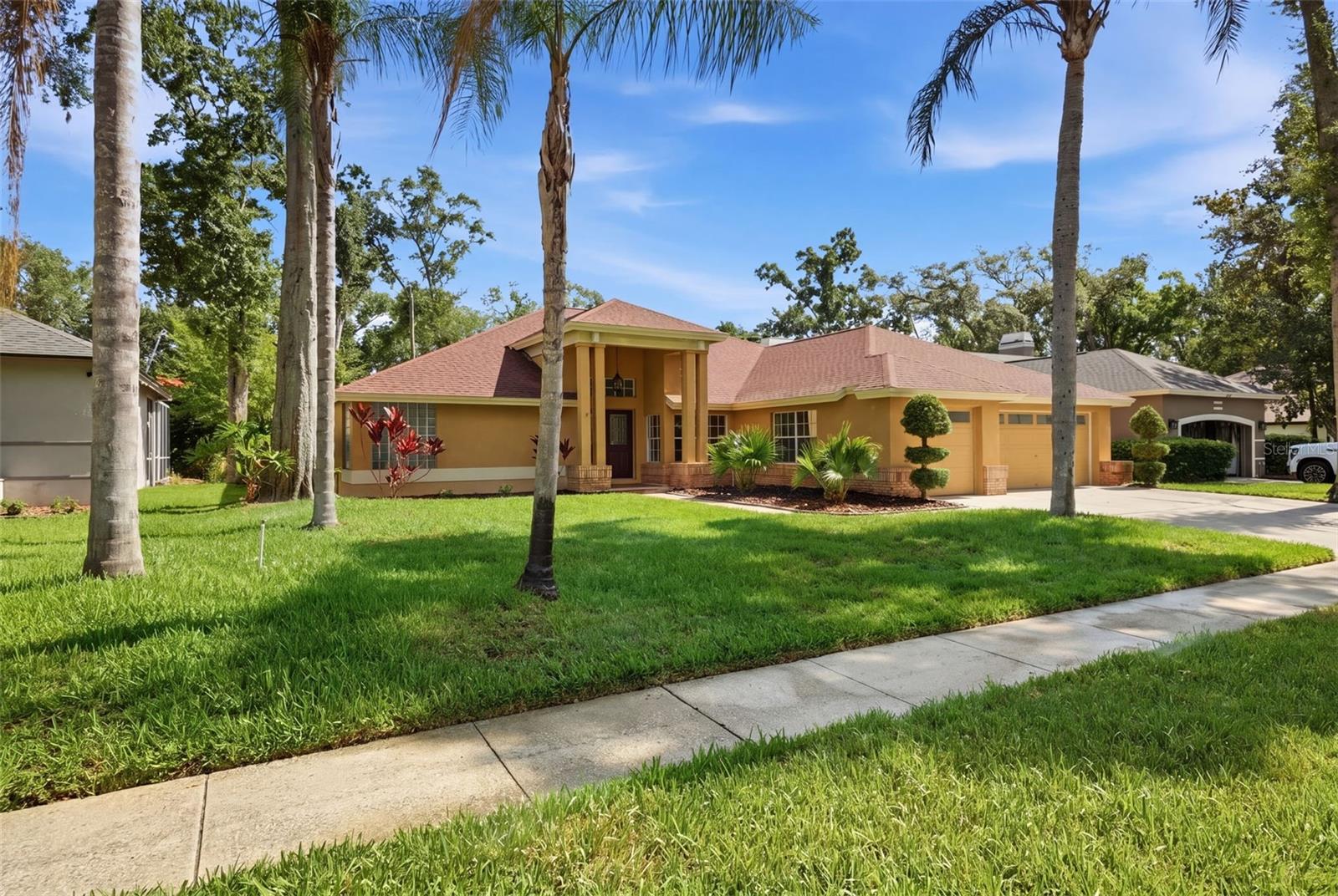 CHAPMAN MANORS - Residential