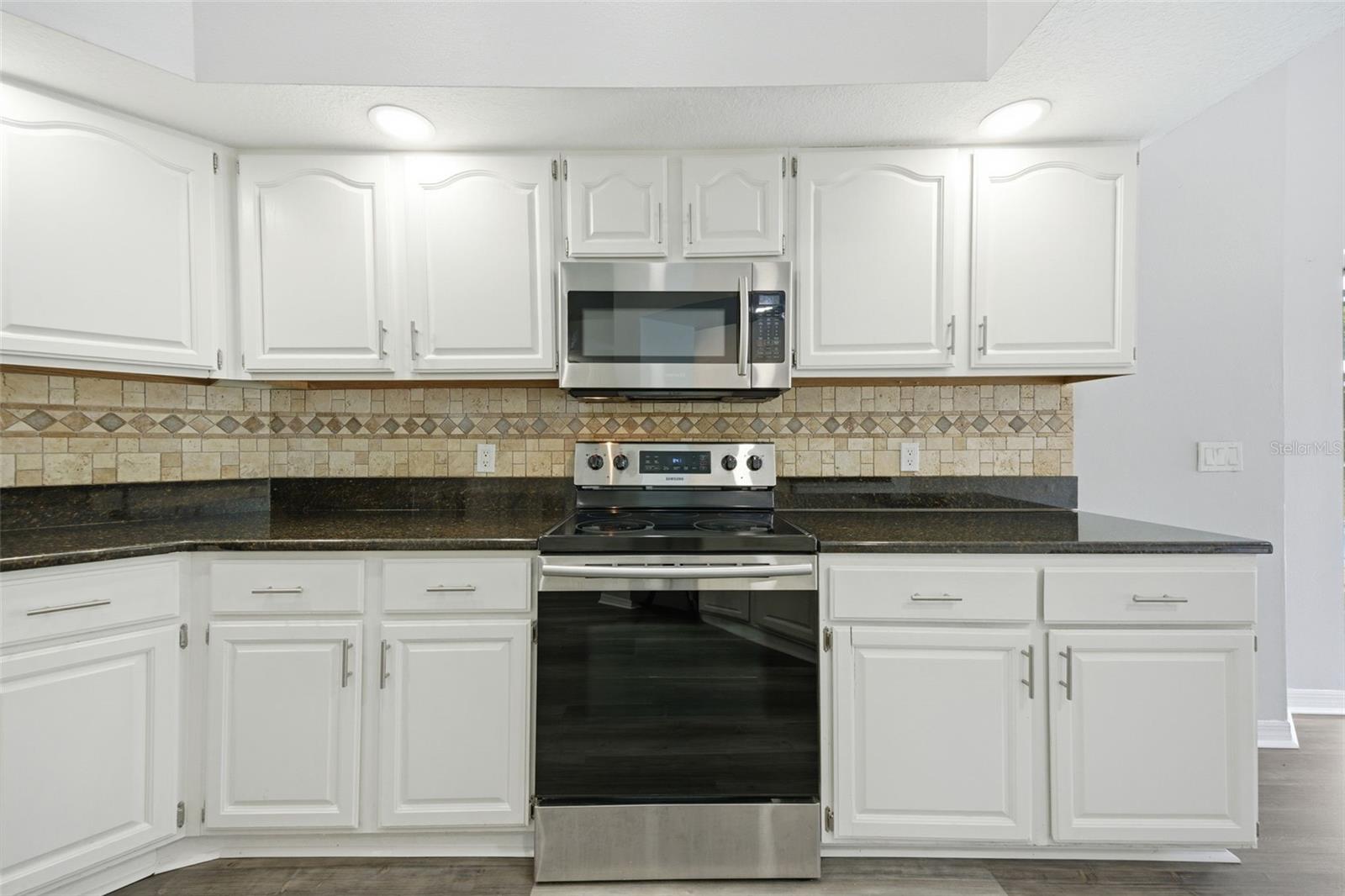 CHAPMAN MANORS - Residential