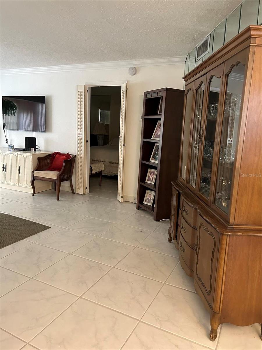 TOPAZ NORTH CONDO - Residential Lease