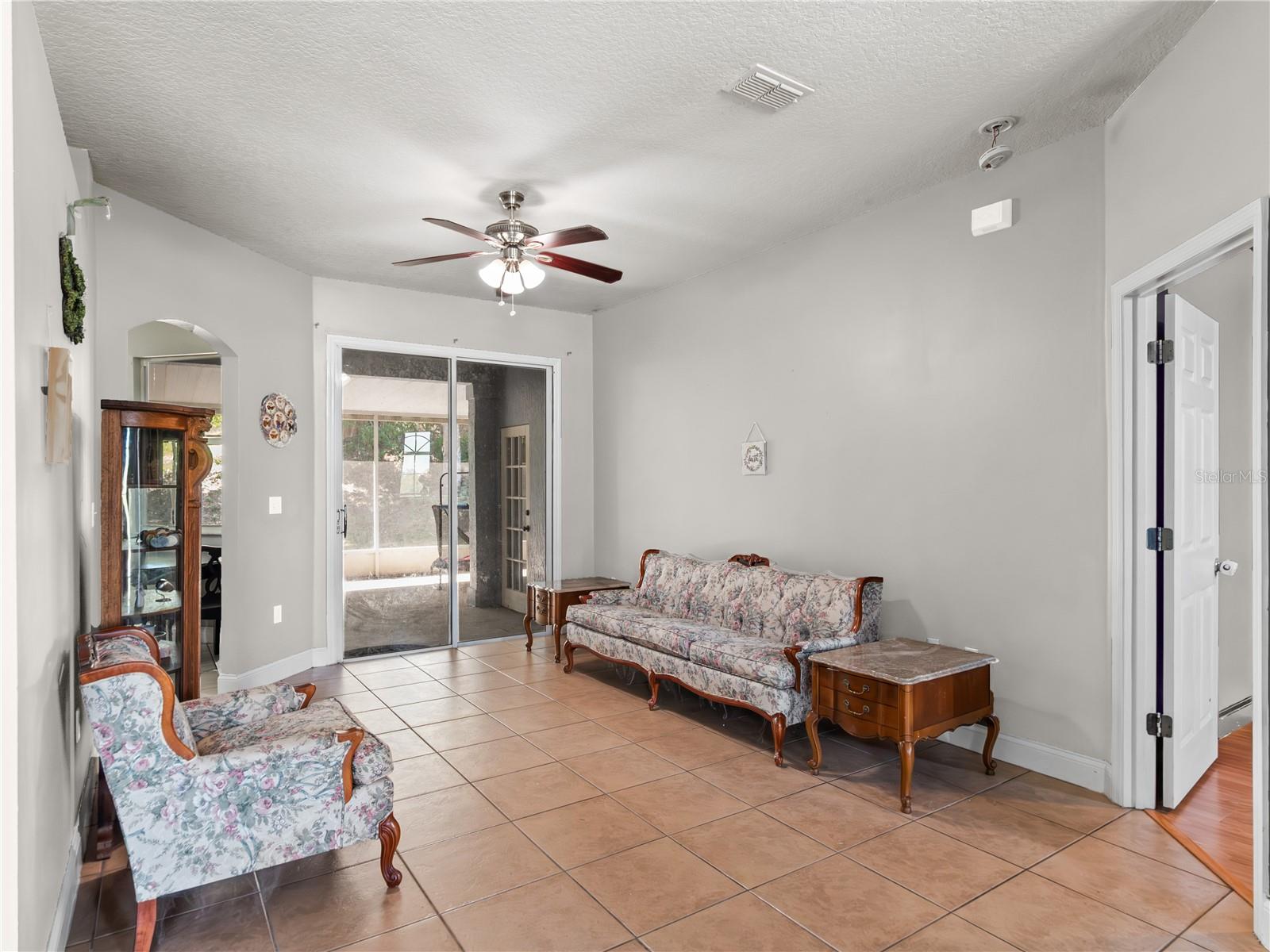 HIGH POINTE PH 01 - Residential