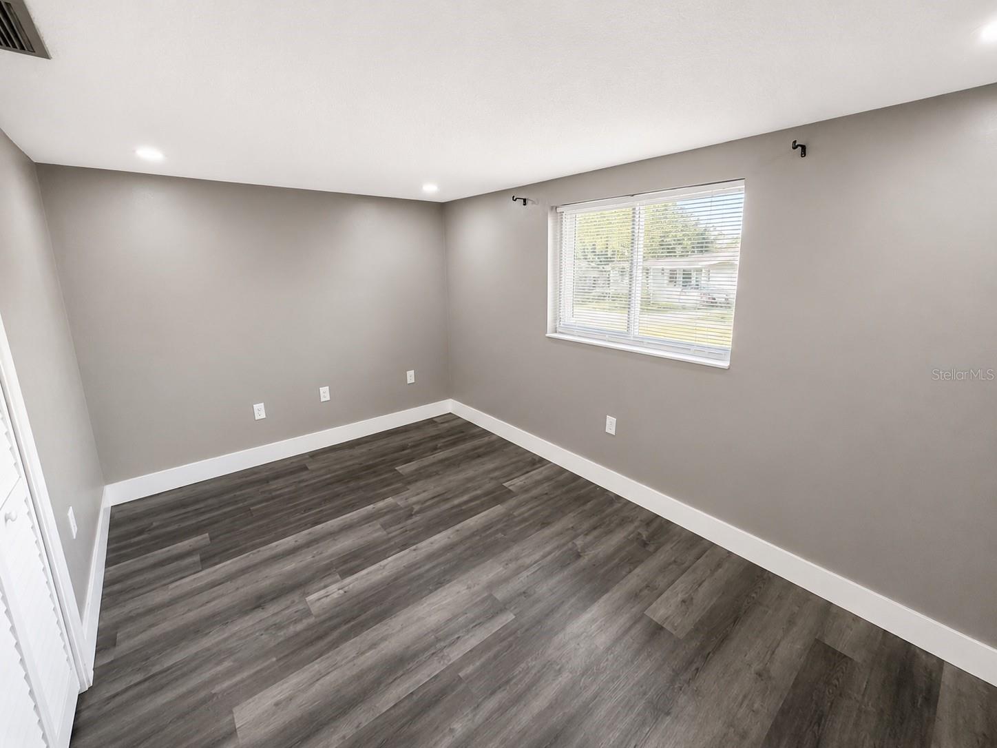 REGENCY PARK - Residential