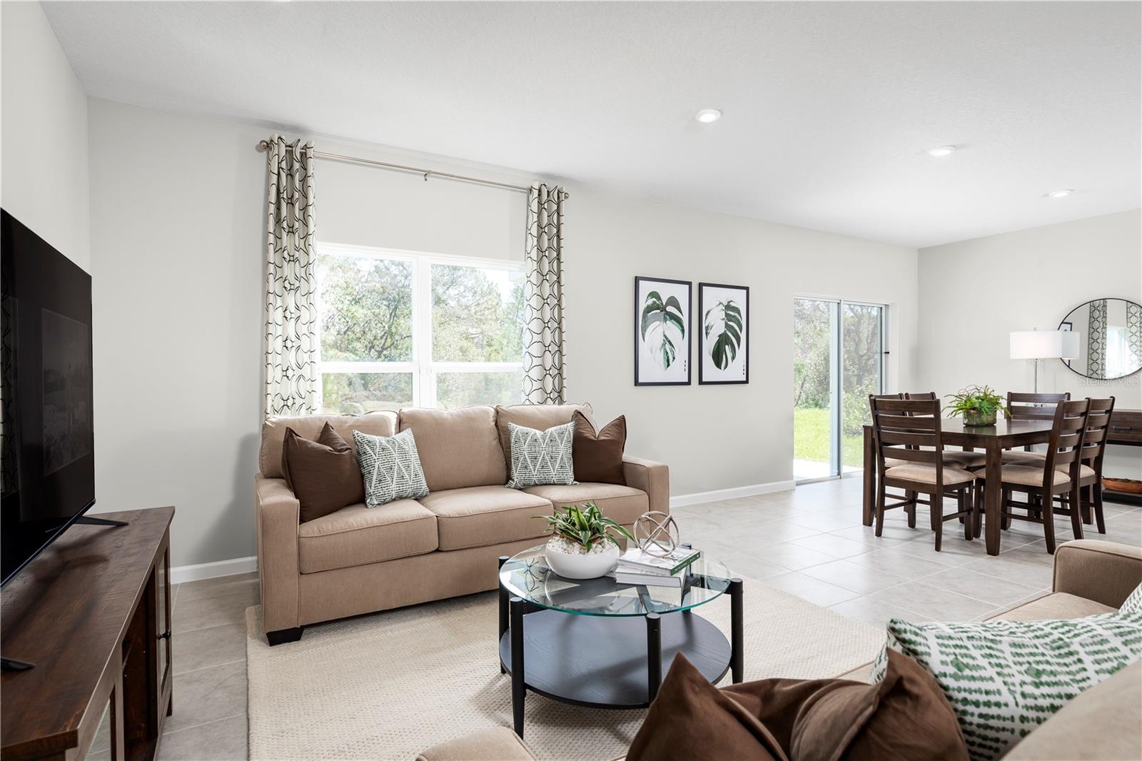 HILLWOOD PRESERVE - Residential