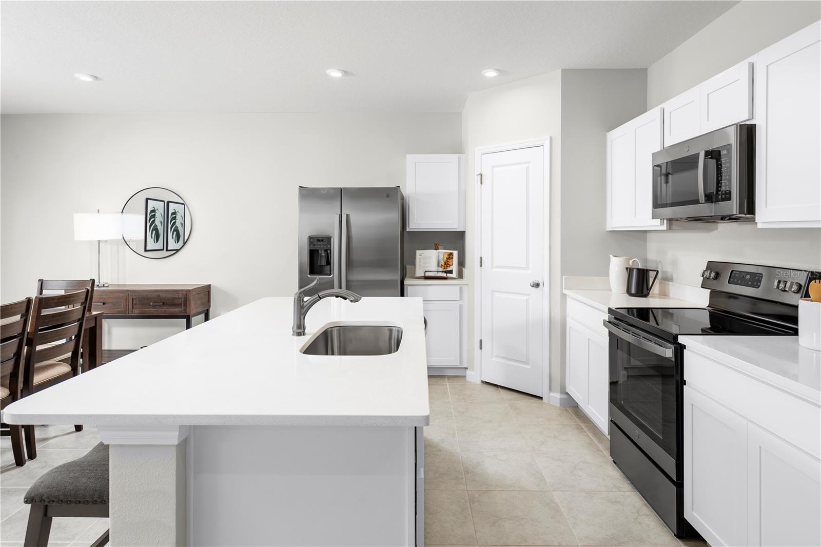 HILLWOOD PRESERVE - Residential