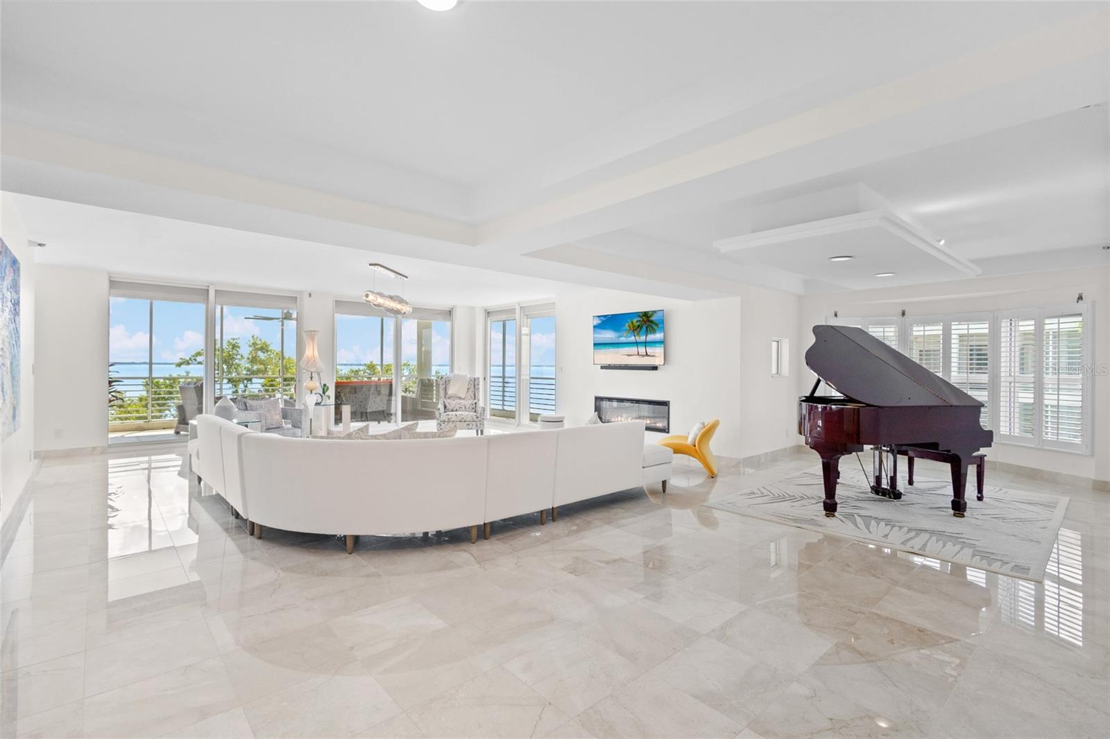 MARINA BAY - Residential