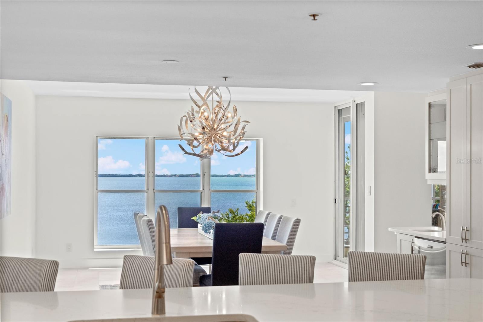 MARINA BAY - Residential