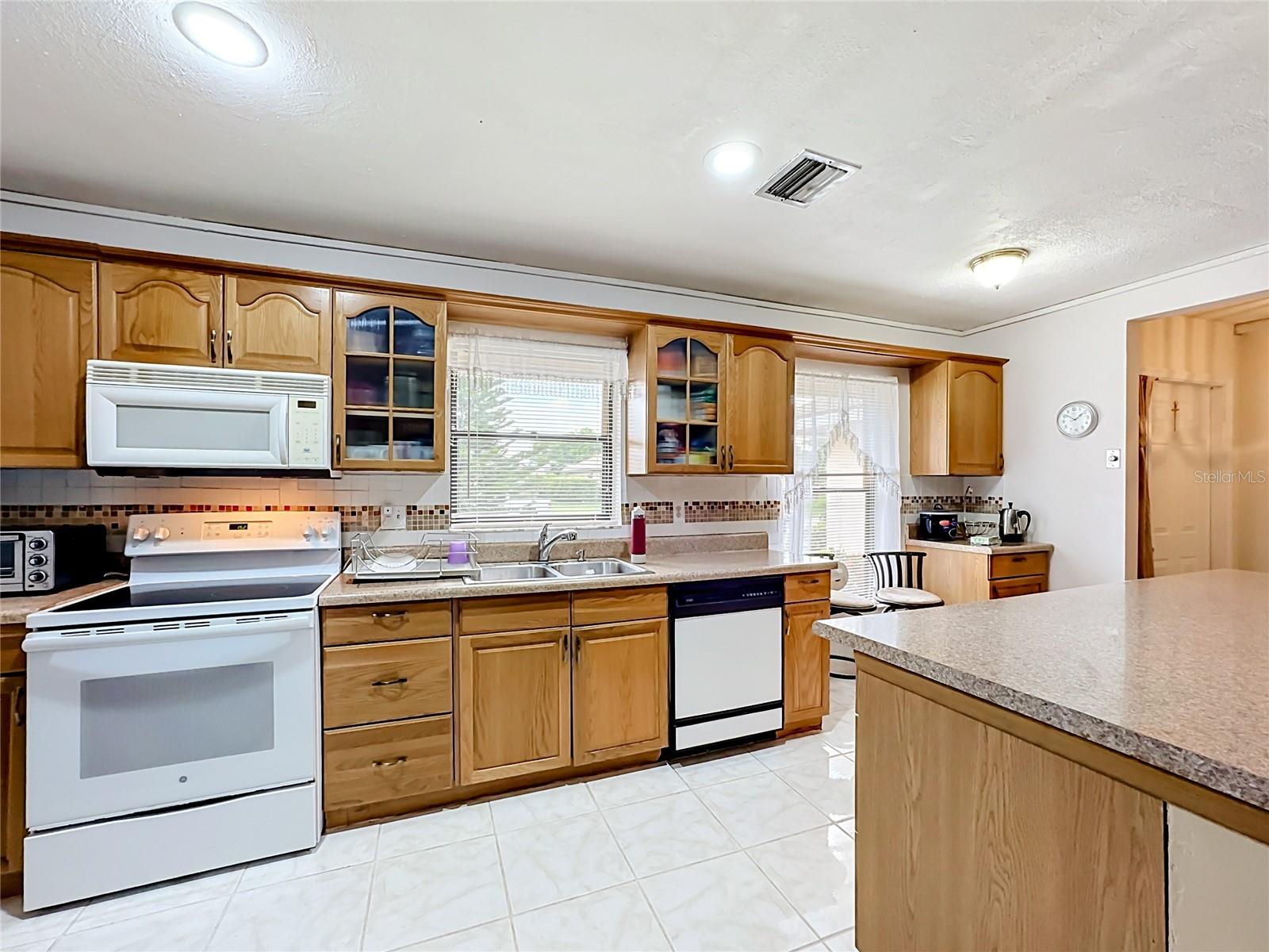 COCO WOOD LAKES SEC 03 - Residential