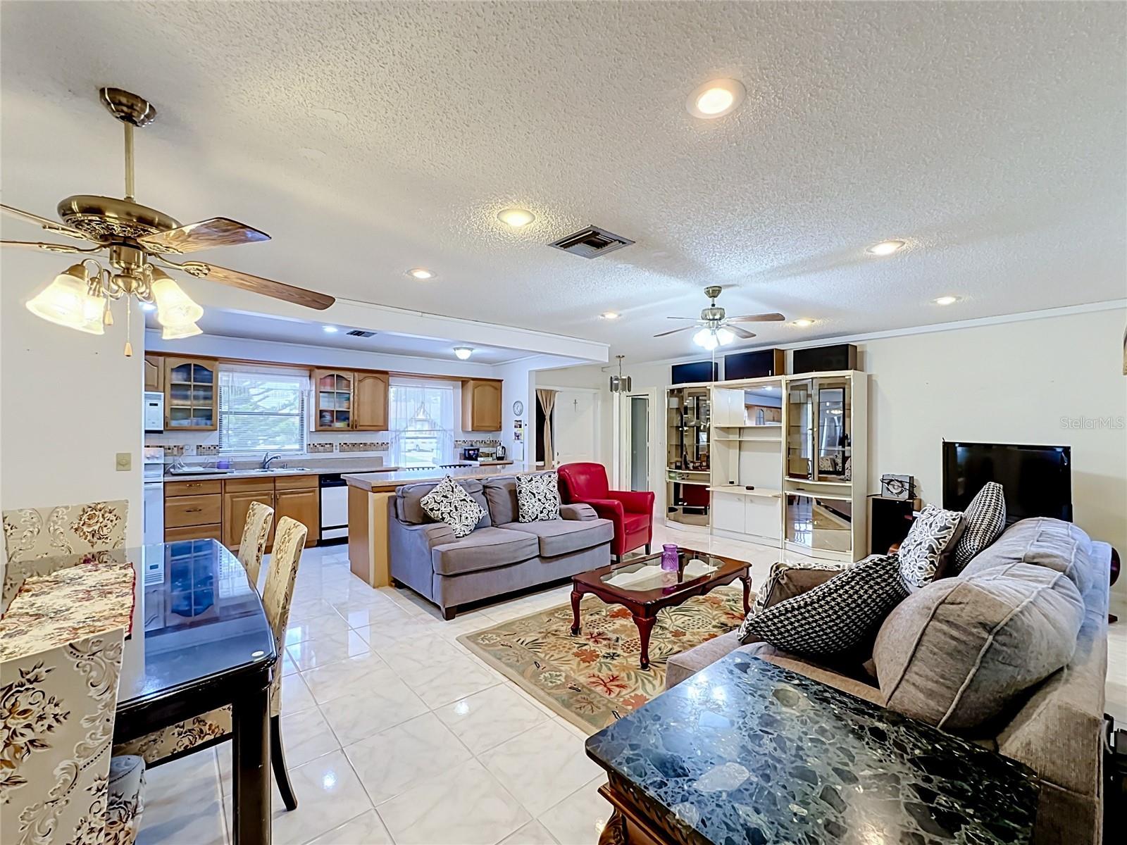 COCO WOOD LAKES SEC 03 - Residential