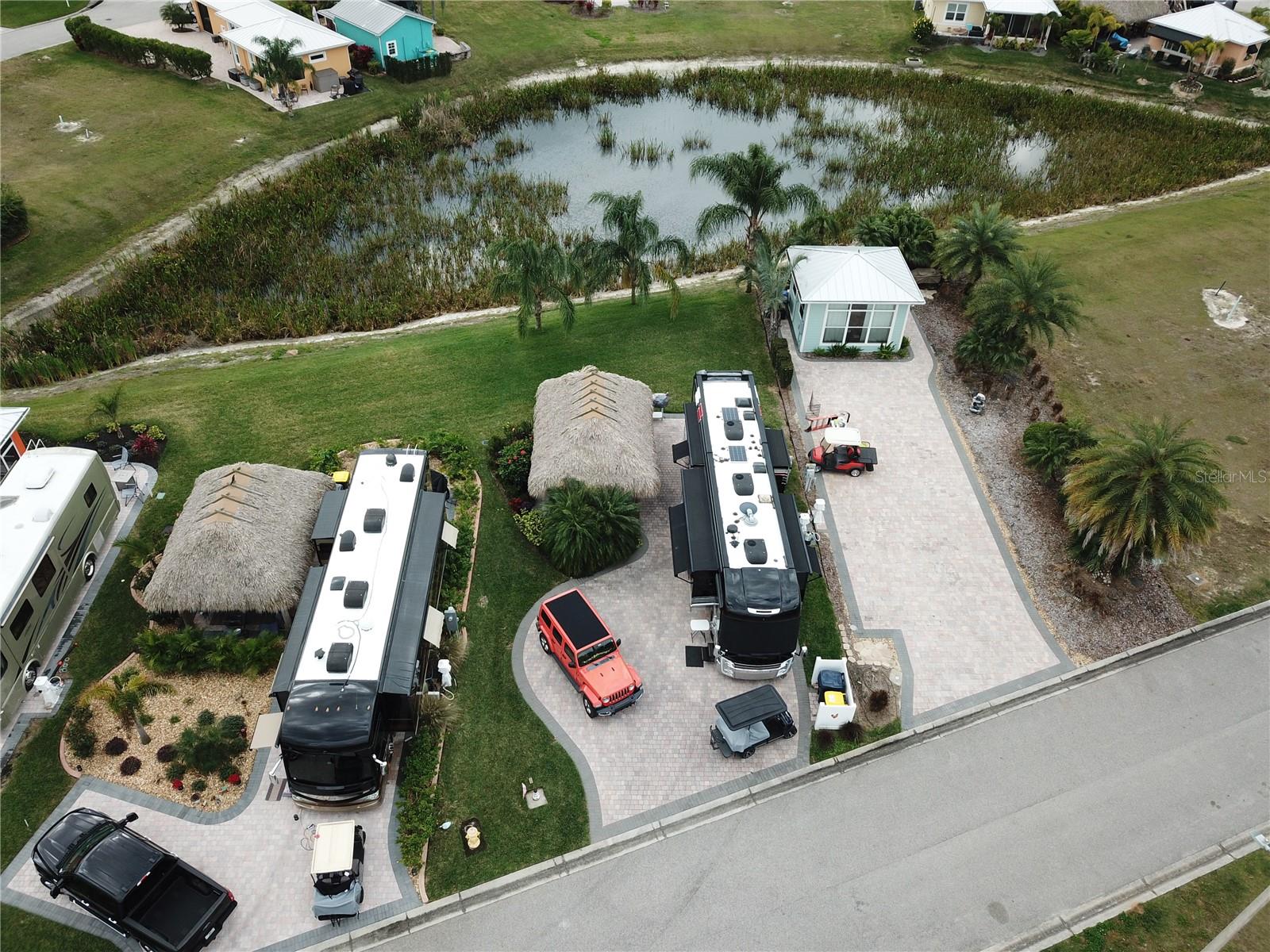 BAY LAKE RESIDENCE - Land