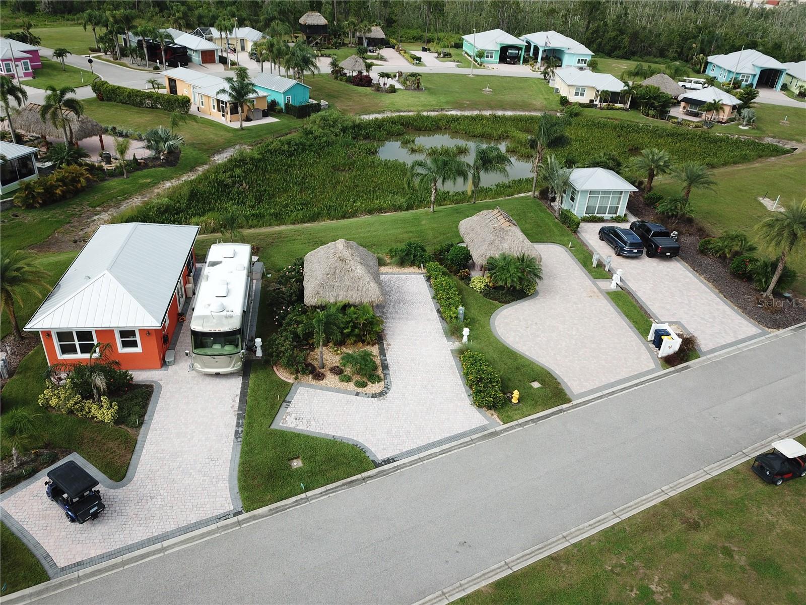 BAY LAKE RESIDENCE - Land