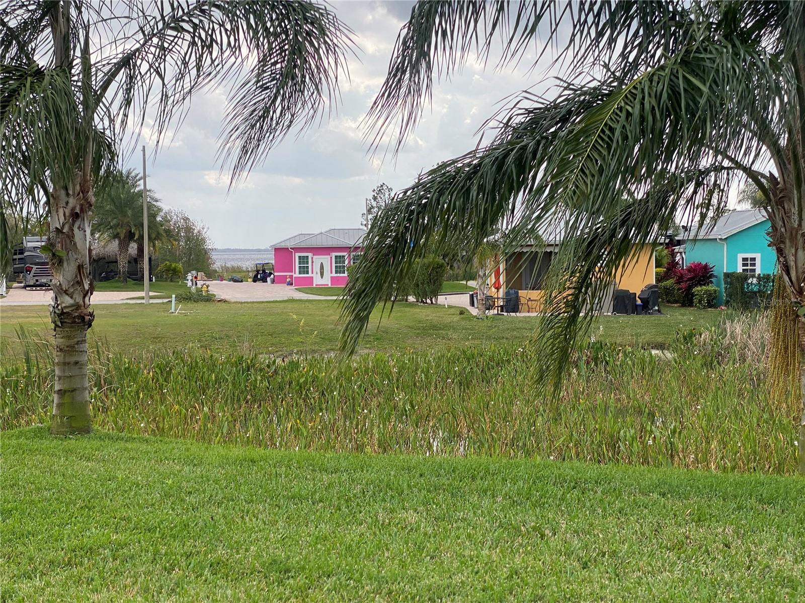 BAY LAKE RESIDENCE - Land