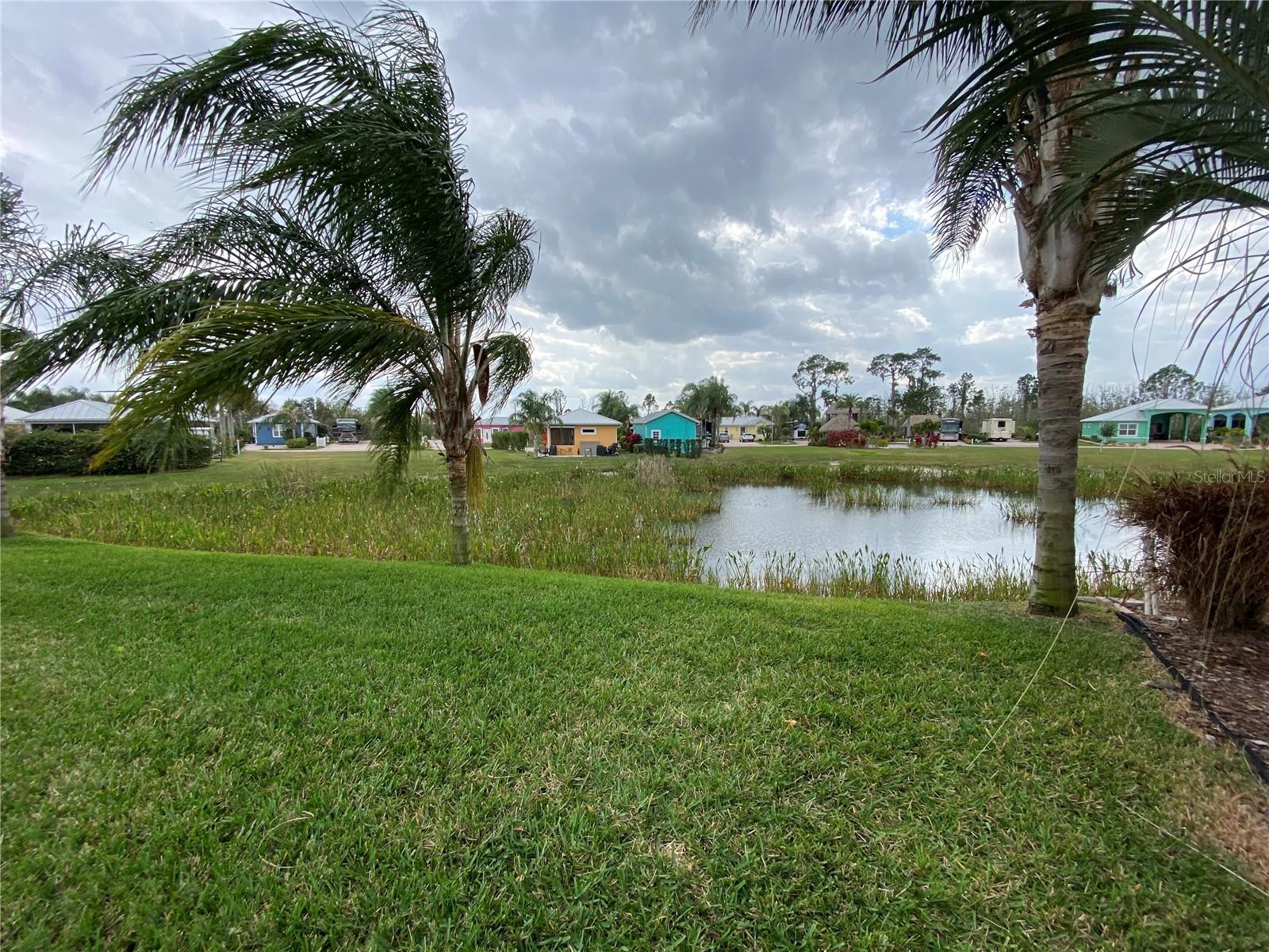 BAY LAKE RESIDENCE - Land