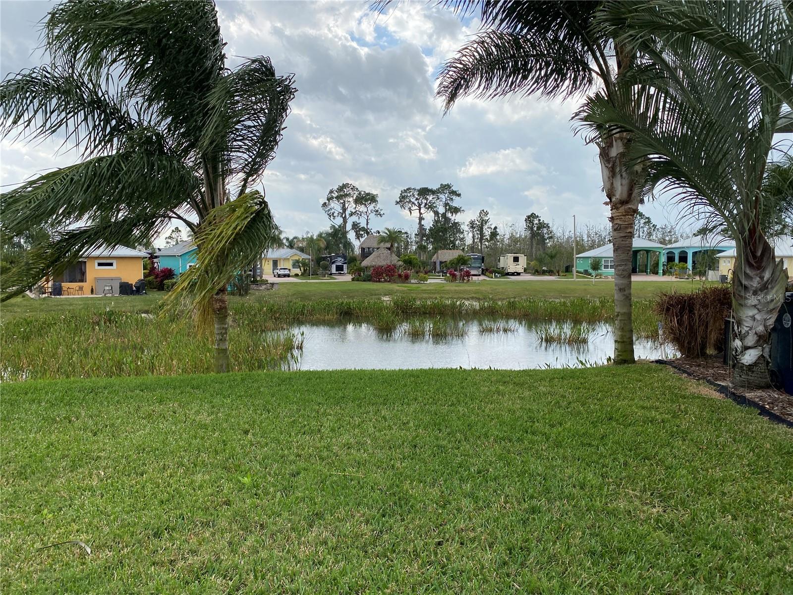 BAY LAKE RESIDENCE - Land