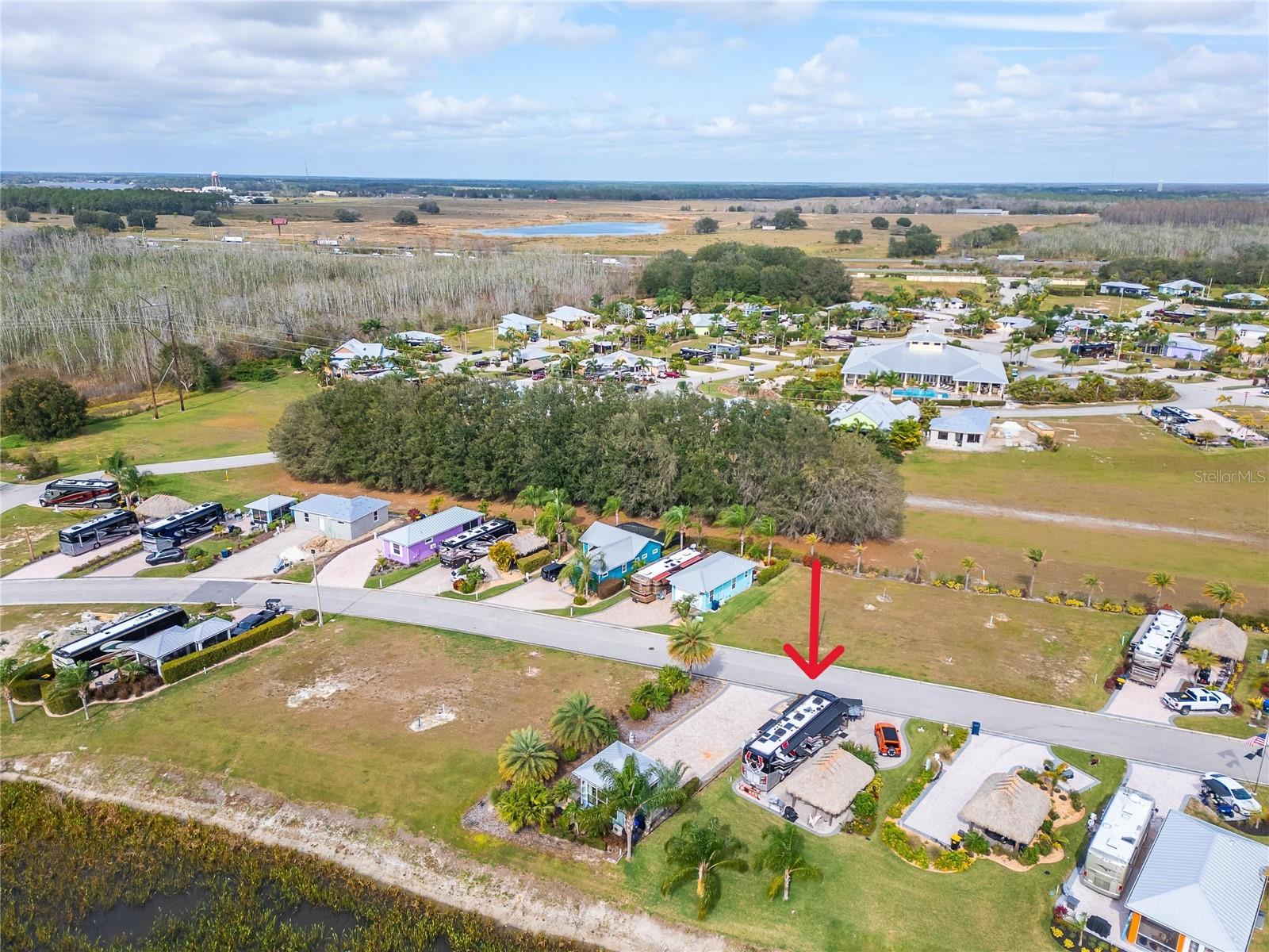 BAY LAKE RESIDENCE - Land