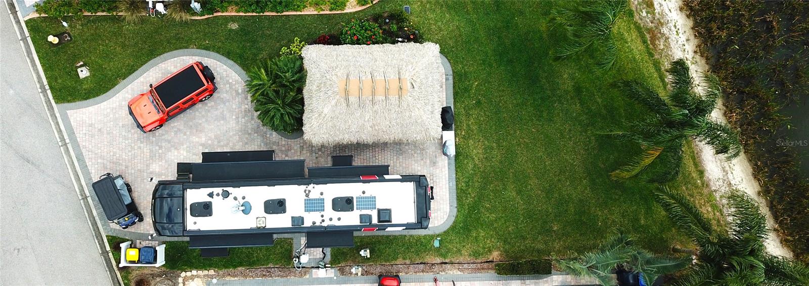 BAY LAKE RESIDENCE - Land