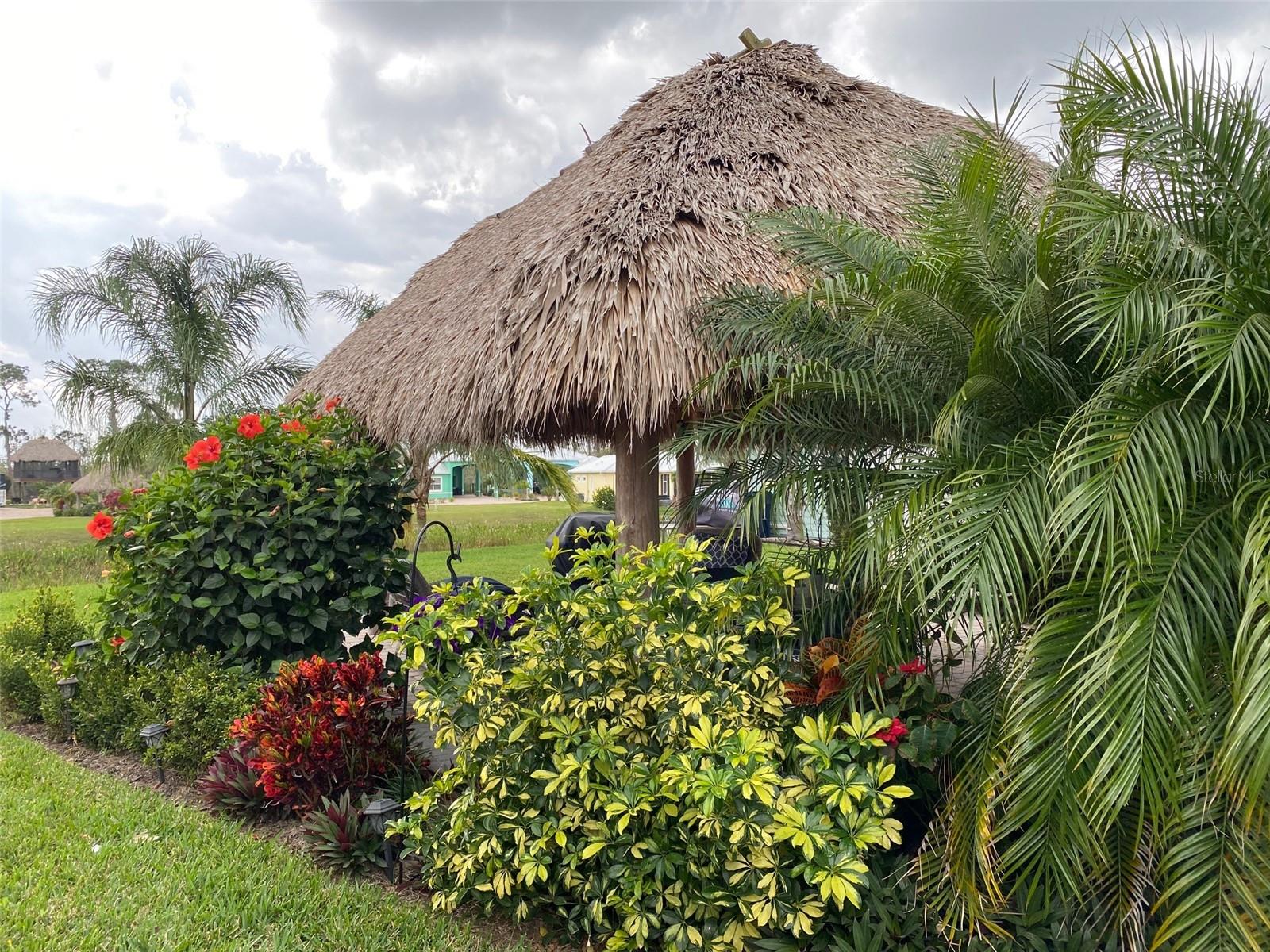 BAY LAKE RESIDENCE - Land