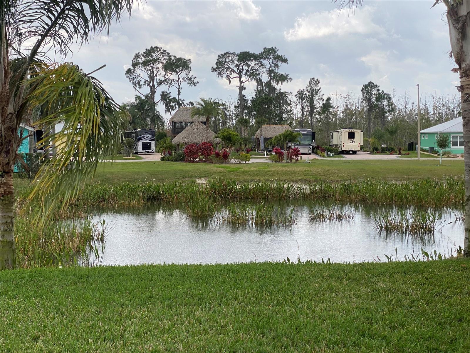 BAY LAKE RESIDENCE - Land