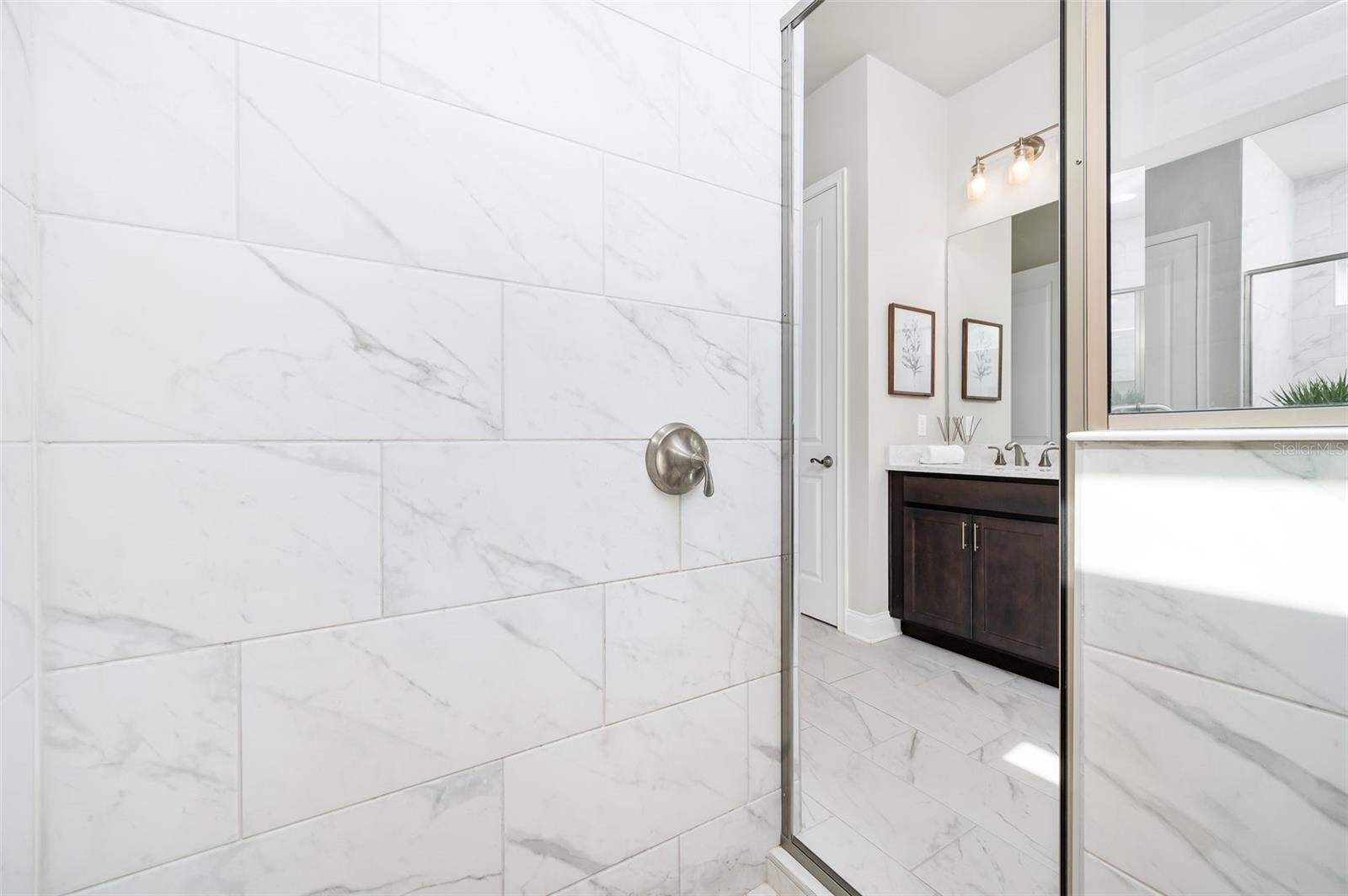 OAKMONT PH 4 PB 36 PG 83 - Residential