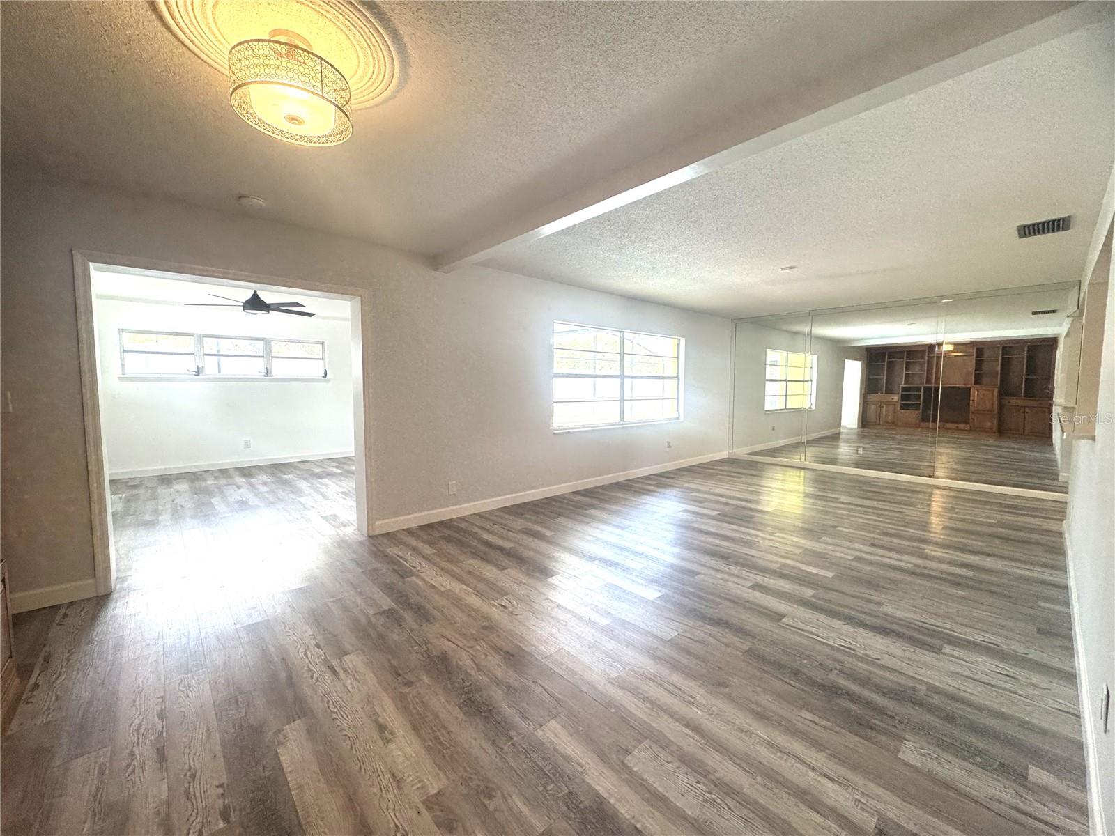 LAKE LAGRANGE HEIGHTS ADD 01 - Residential Lease