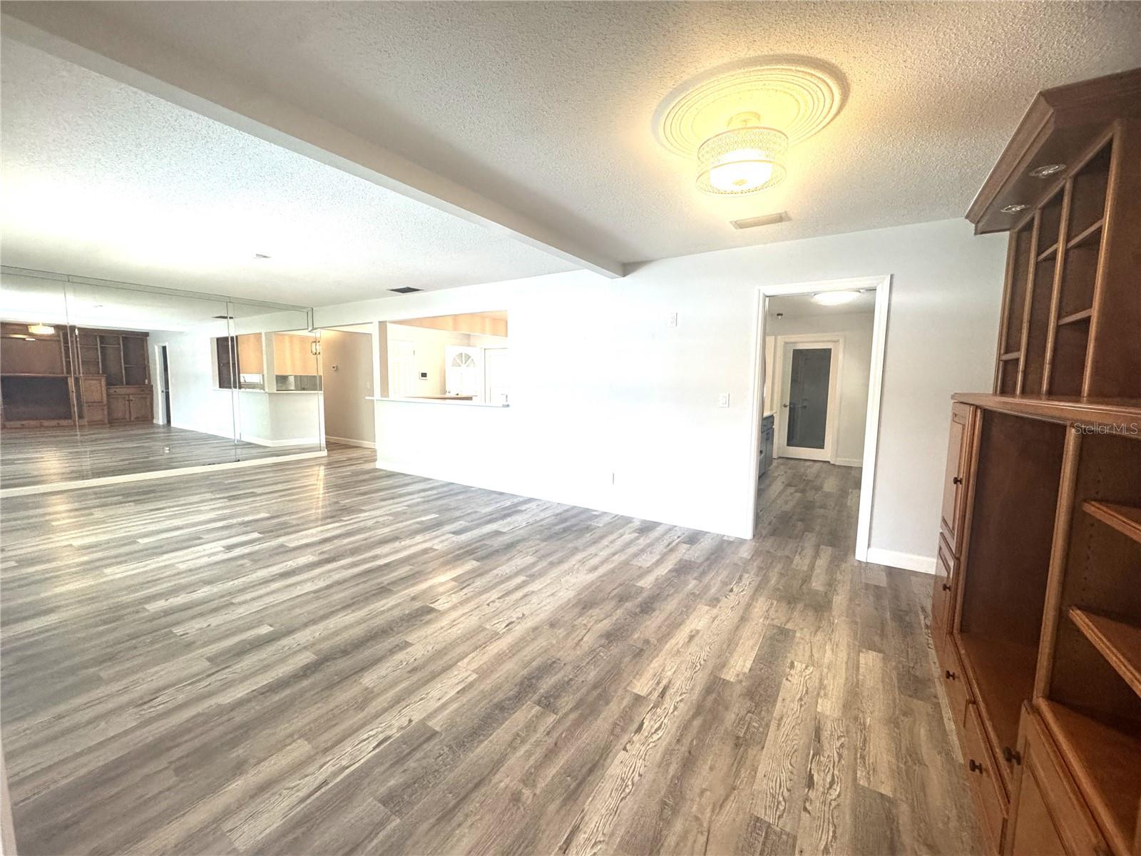 LAKE LAGRANGE HEIGHTS ADD 01 - Residential Lease