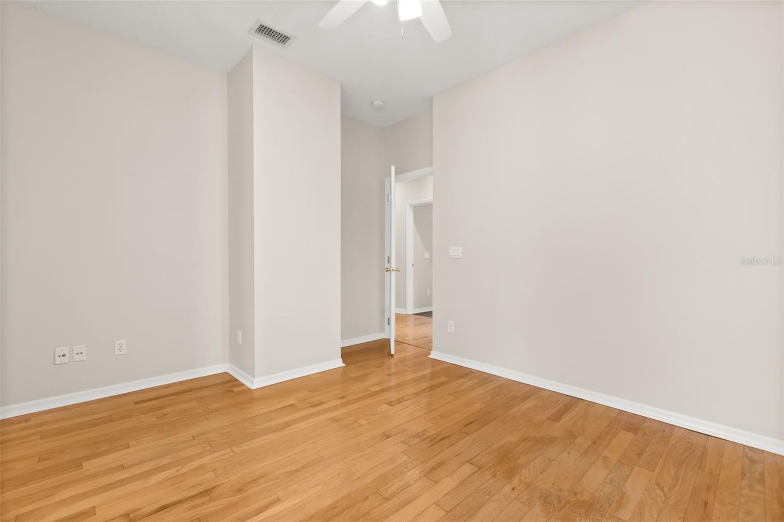 LIVE OAK RESERVE UNIT ONE - Residential Lease