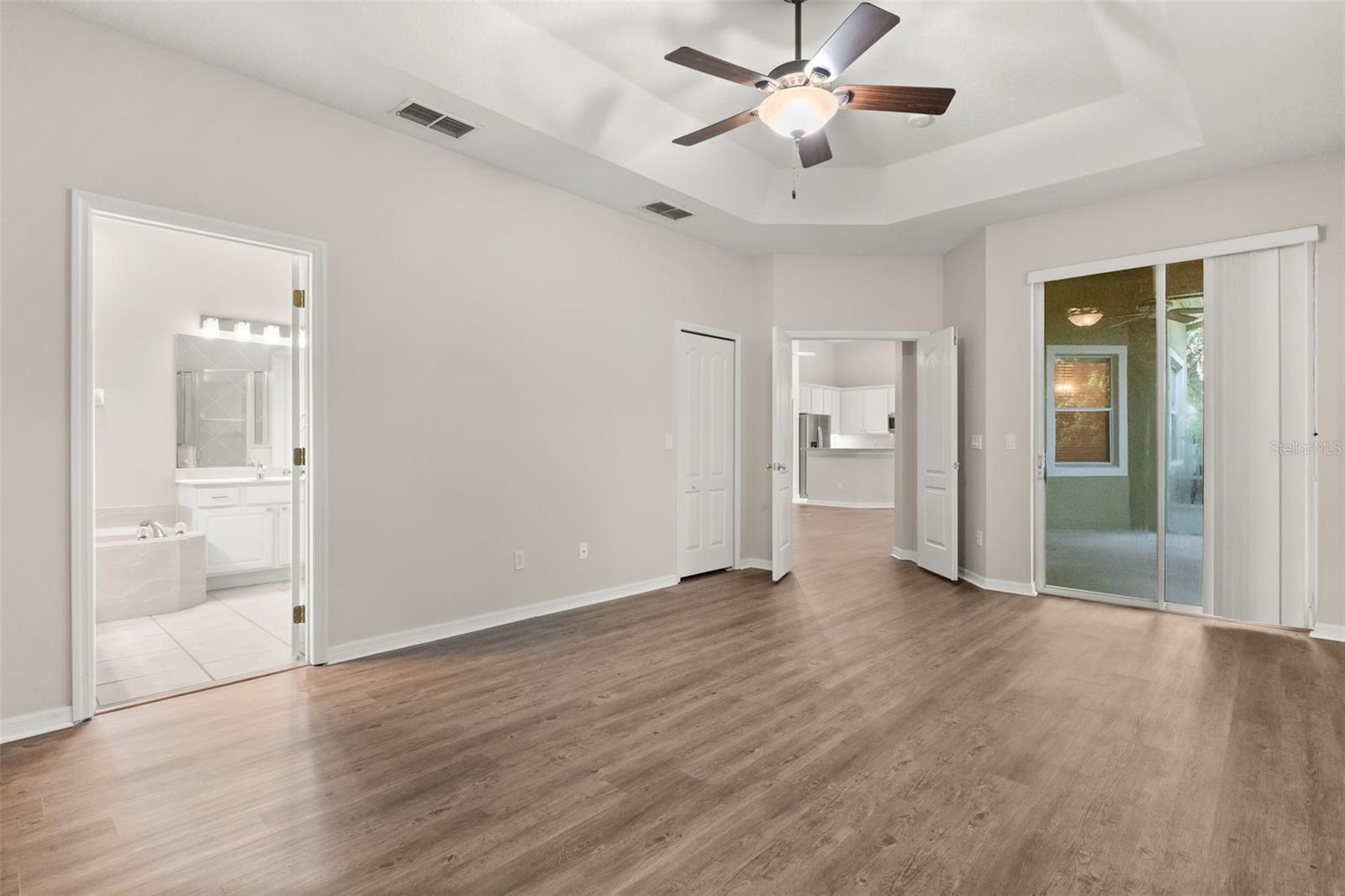 LIVE OAK RESERVE UNIT ONE - Residential Lease