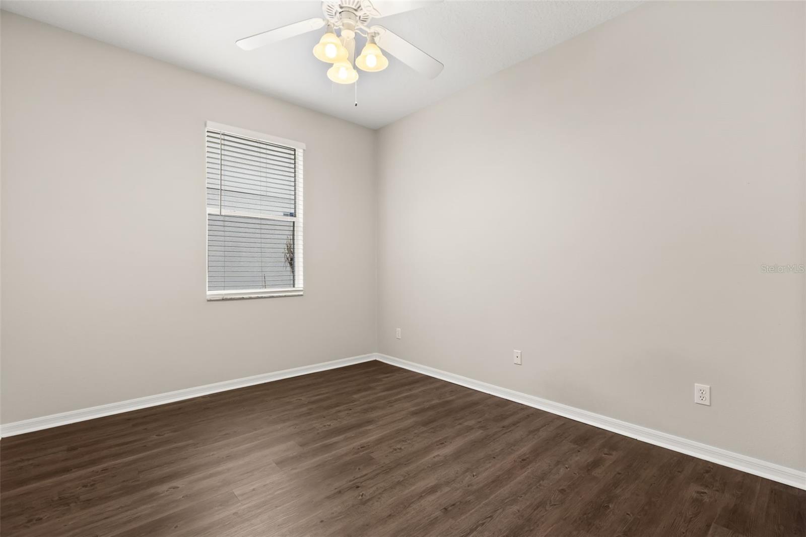 LIVE OAK RESERVE UNIT ONE - Residential Lease