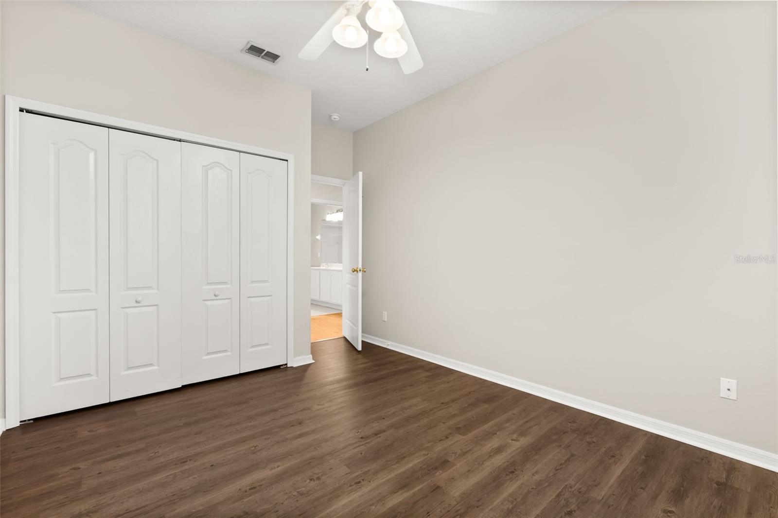 LIVE OAK RESERVE UNIT ONE - Residential Lease