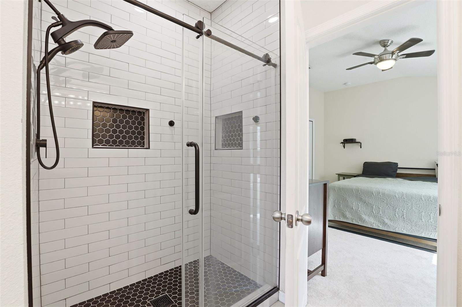 CARTER GLEN - Residential