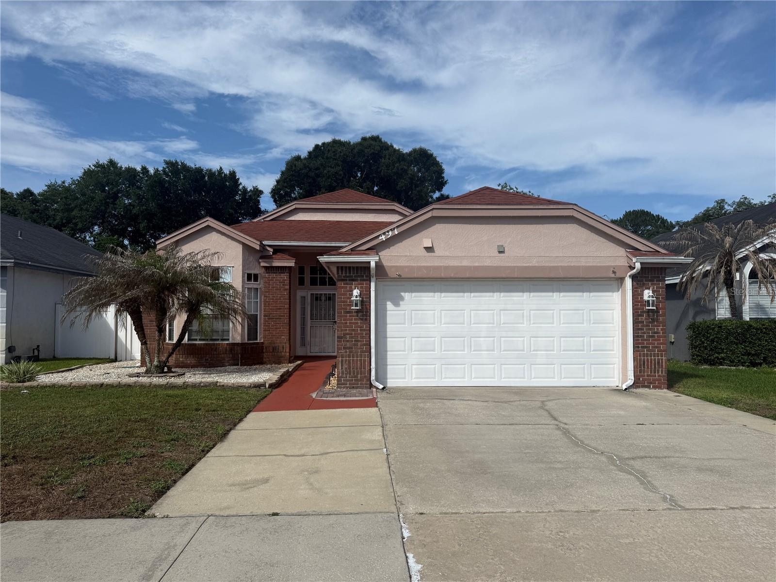 CHASE GROVES UNIT 6 - Residential Lease