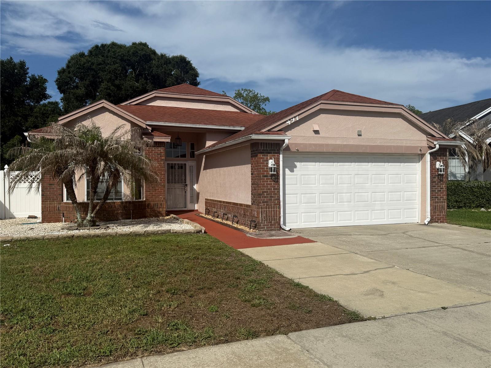 CHASE GROVES UNIT 6 - Residential Lease
