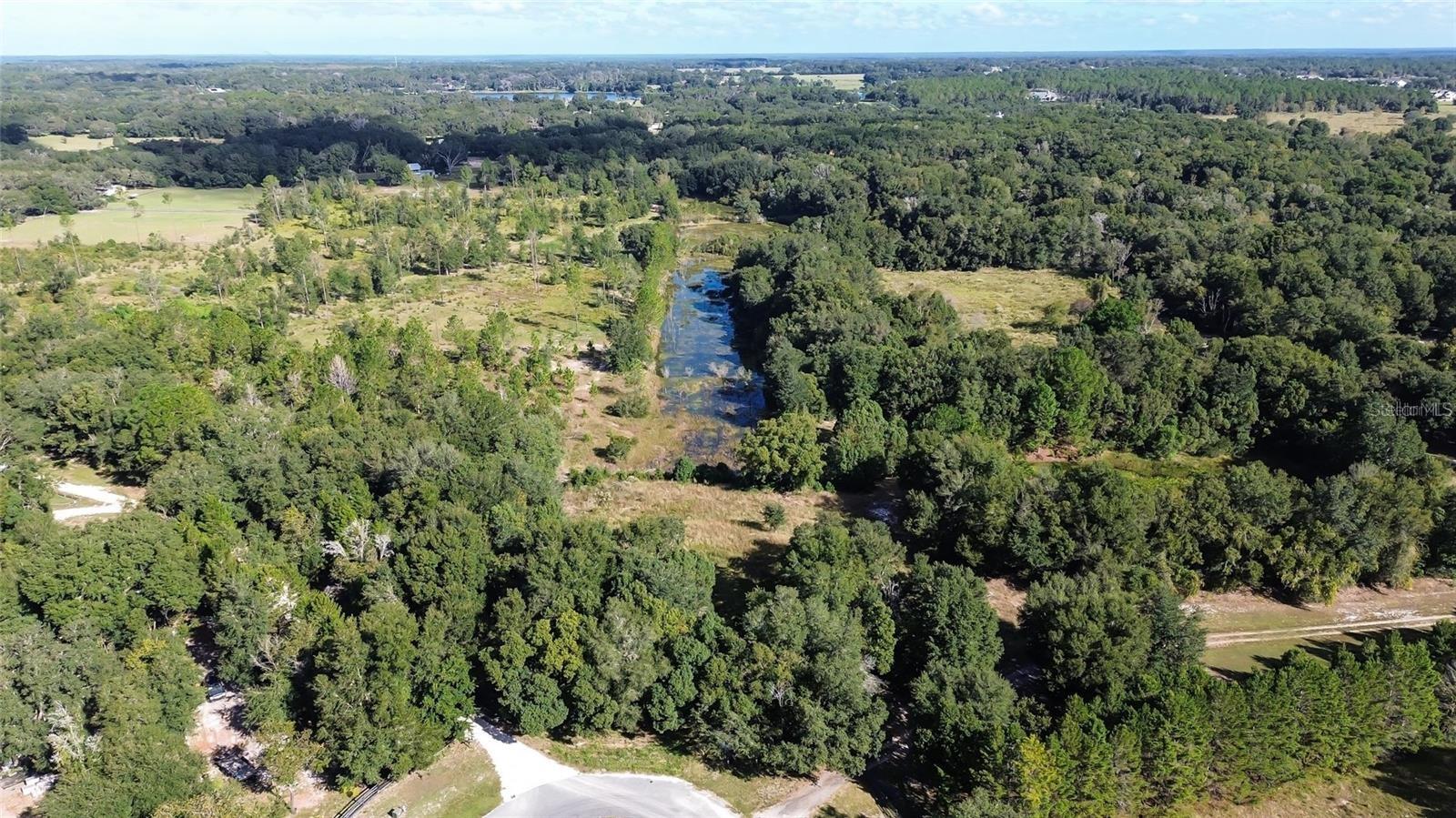 WANDERING PONDS SUB - Land