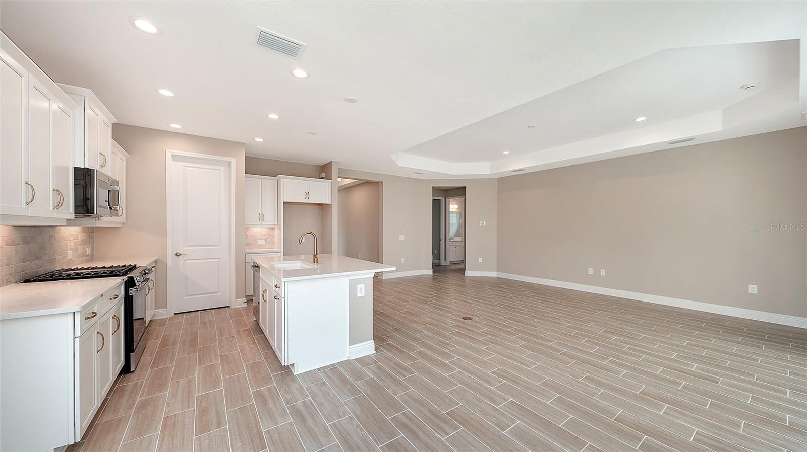 GRAND PARK PHASE 2 - Residential