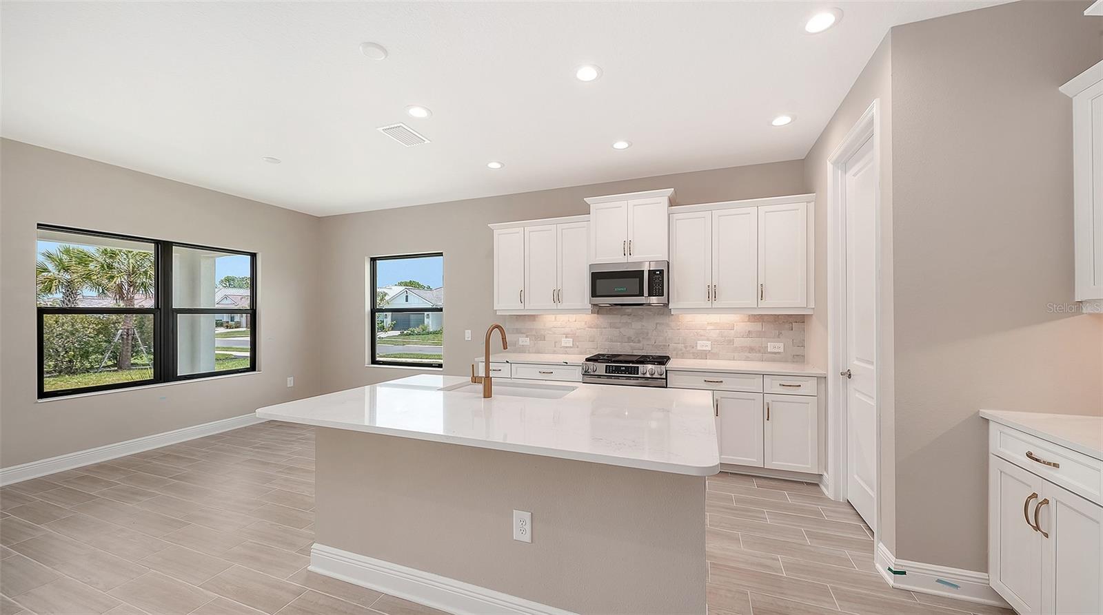 GRAND PARK PHASE 2 - Residential