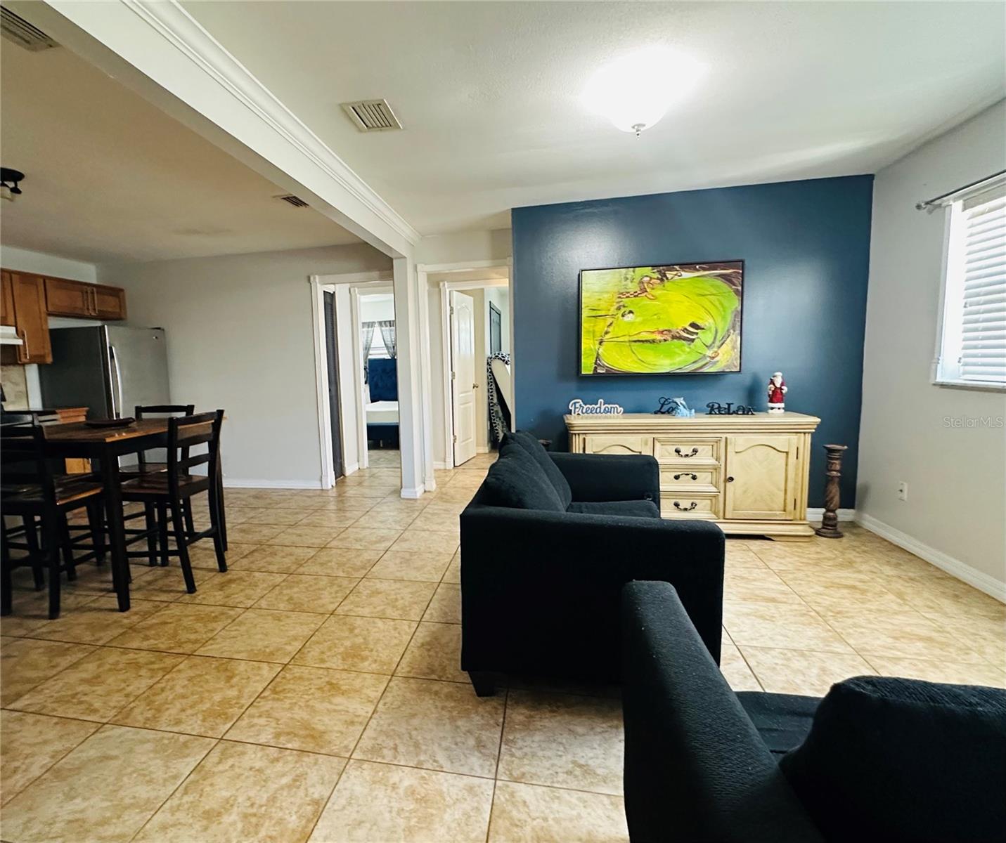 WOODCREST UNIT 5 - Residential Lease