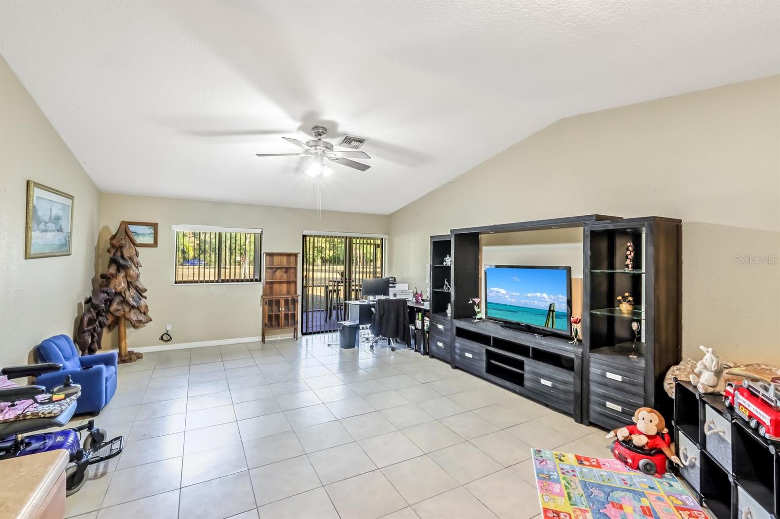 ACREAGE & UNREC - Residential
