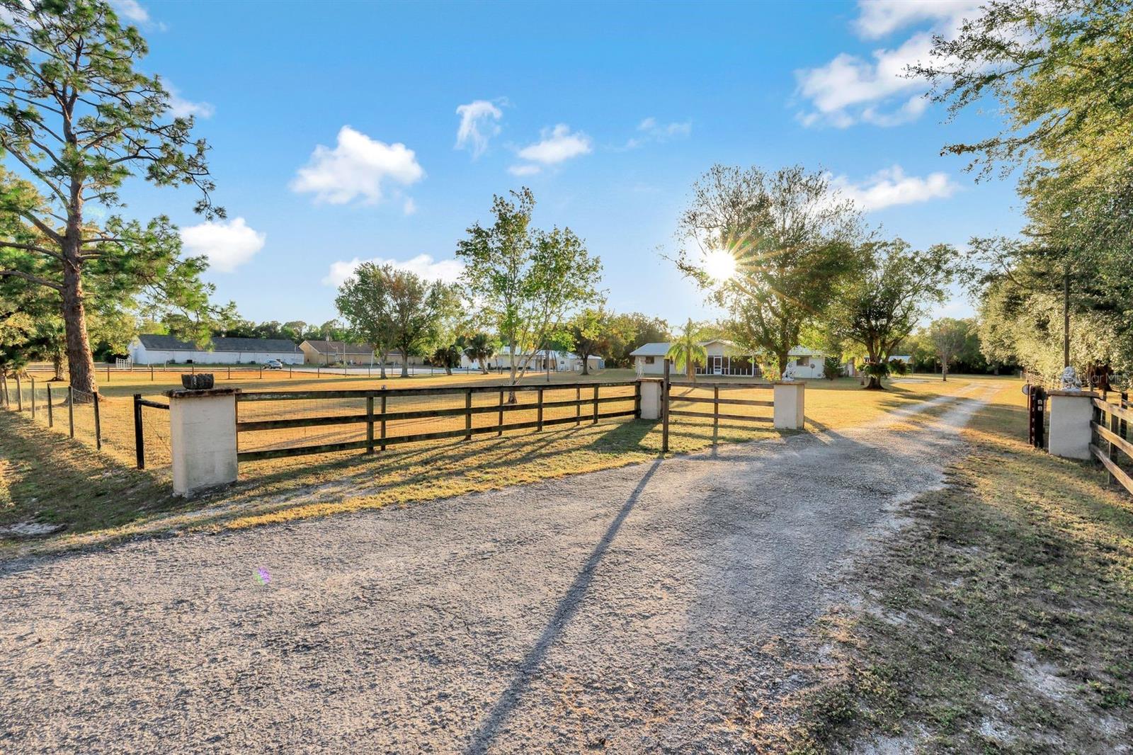 ACREAGE & UNREC - Residential