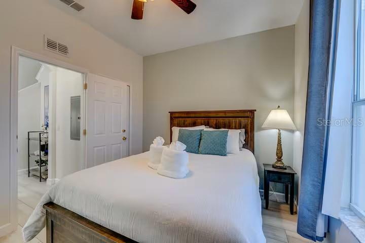 REGAL PALMS AT HIGHLAND RESERVE PH 04 - Residential