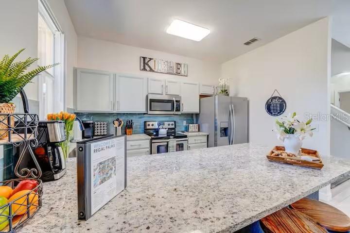 REGAL PALMS AT HIGHLAND RESERVE PH 04 - Residential