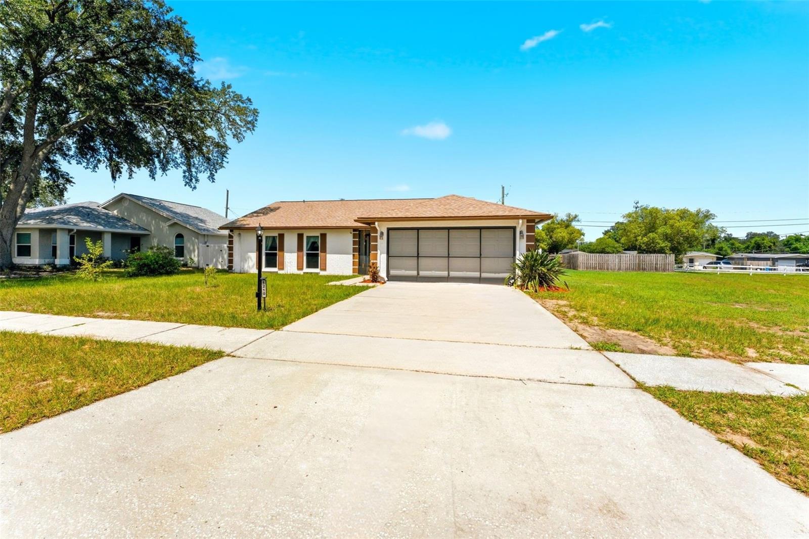 WINDHORST VILLAGE - Residential