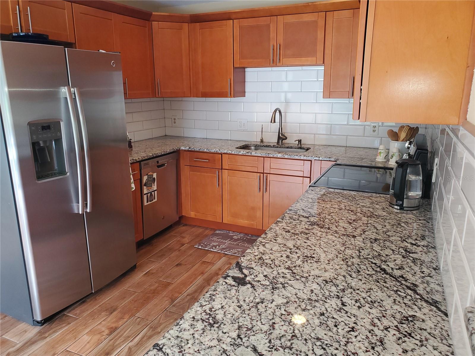 EAST LAKE WOODLANDS - Residential