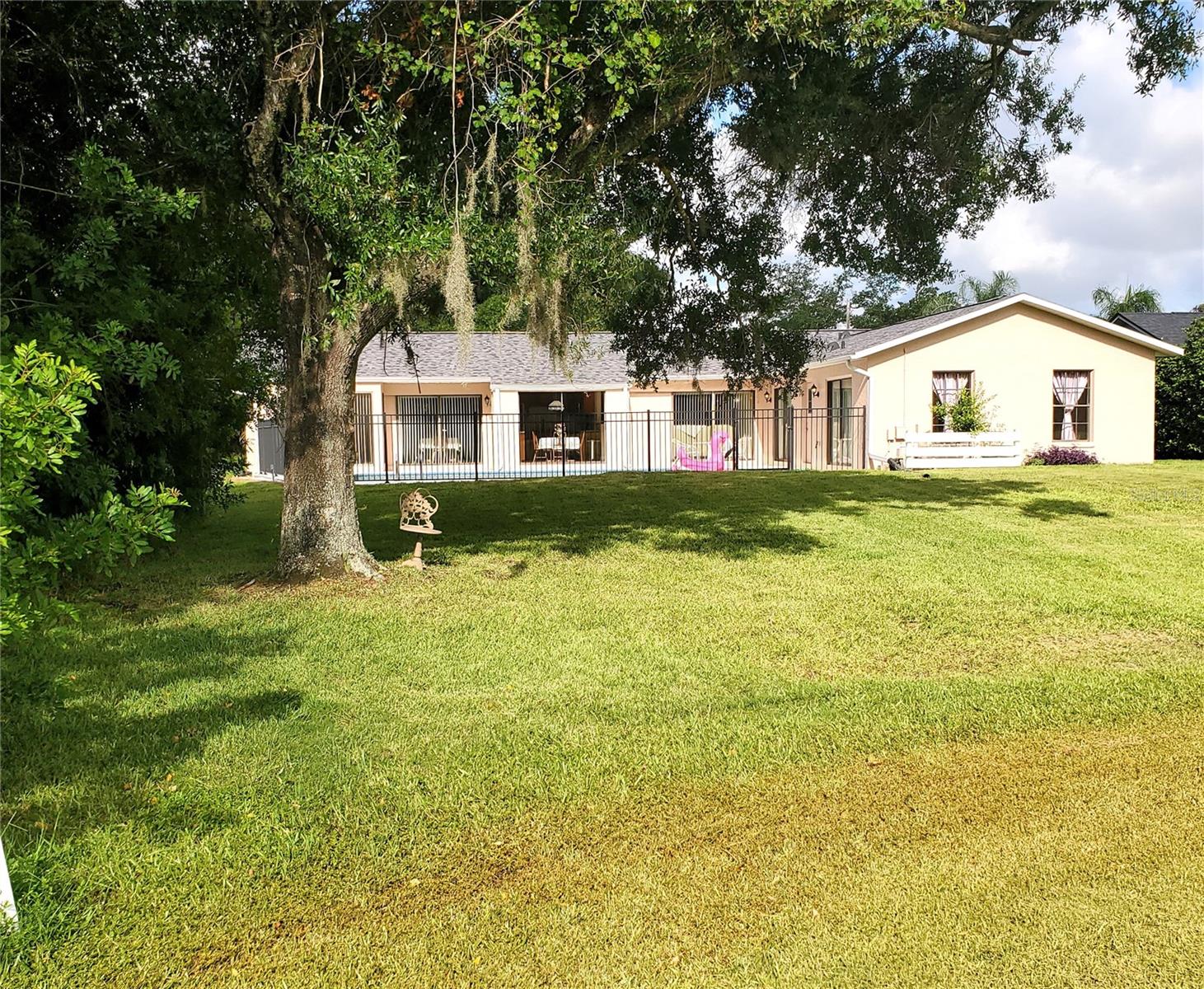 EAST LAKE WOODLANDS - Residential