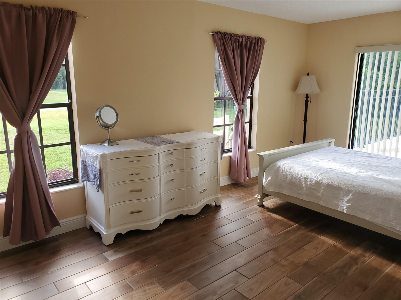 EAST LAKE WOODLANDS - Residential