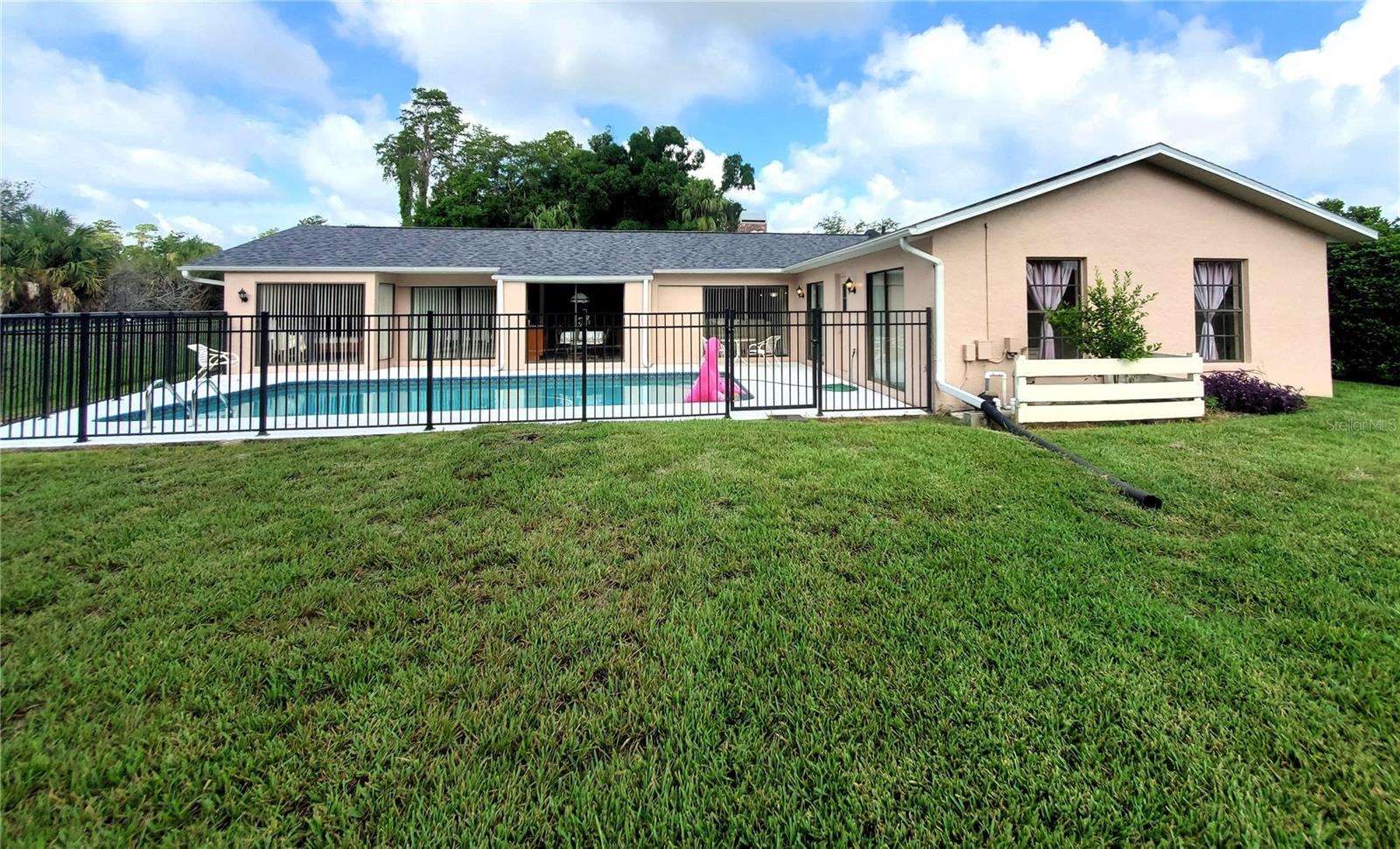 EAST LAKE WOODLANDS - Residential