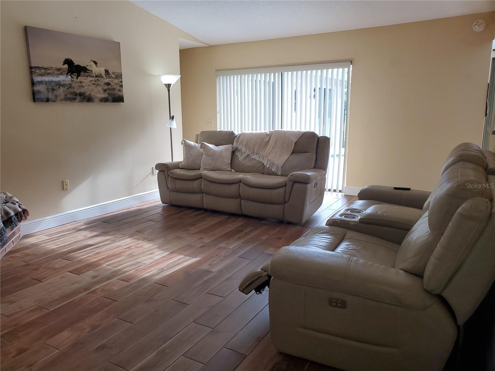 EAST LAKE WOODLANDS - Residential