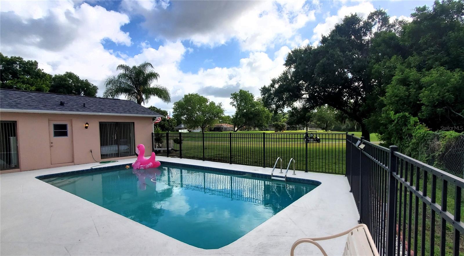 EAST LAKE WOODLANDS - Residential