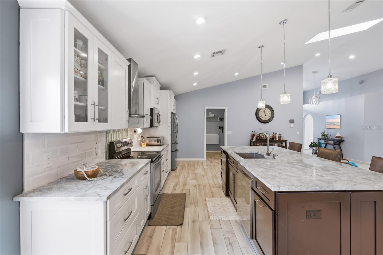 WINDMILL POINT UNIT 2 - Residential